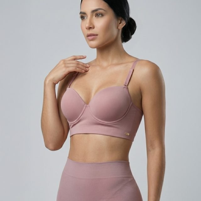 ✨ Comodidad, soporte y estilo en una sola prenda ✨

Descubre nuestro conjunto de ropa interior femenina en tono nude, diseñado para brindarte ajuste perfecto, soporte y máxima comodidad en tu día a día 💕

Este brasier con copas estructuradas y el short tipo faja moldeadora se adaptan a tu cuerpo, ayudando a estilizar tu figura sin sacrificar confort. Ideal para uso diario, outfits ajustados o para sentirte segura en cualquier momento.

En Distrimedias encuentras ropa interior femenina en Colombia con excelente calidad, diseños modernos y precios ideales tanto al por mayor como al detal.

🛍 Compra fácil y segura en nuestra web:
🔗 https://distrimedias.com.co/

📲 Escríbenos por WhatsApp y recibe asesoría personalizada:
👉 https://wa.link/l7cenl

📦 Envíos a todo Colombia 🇨🇴