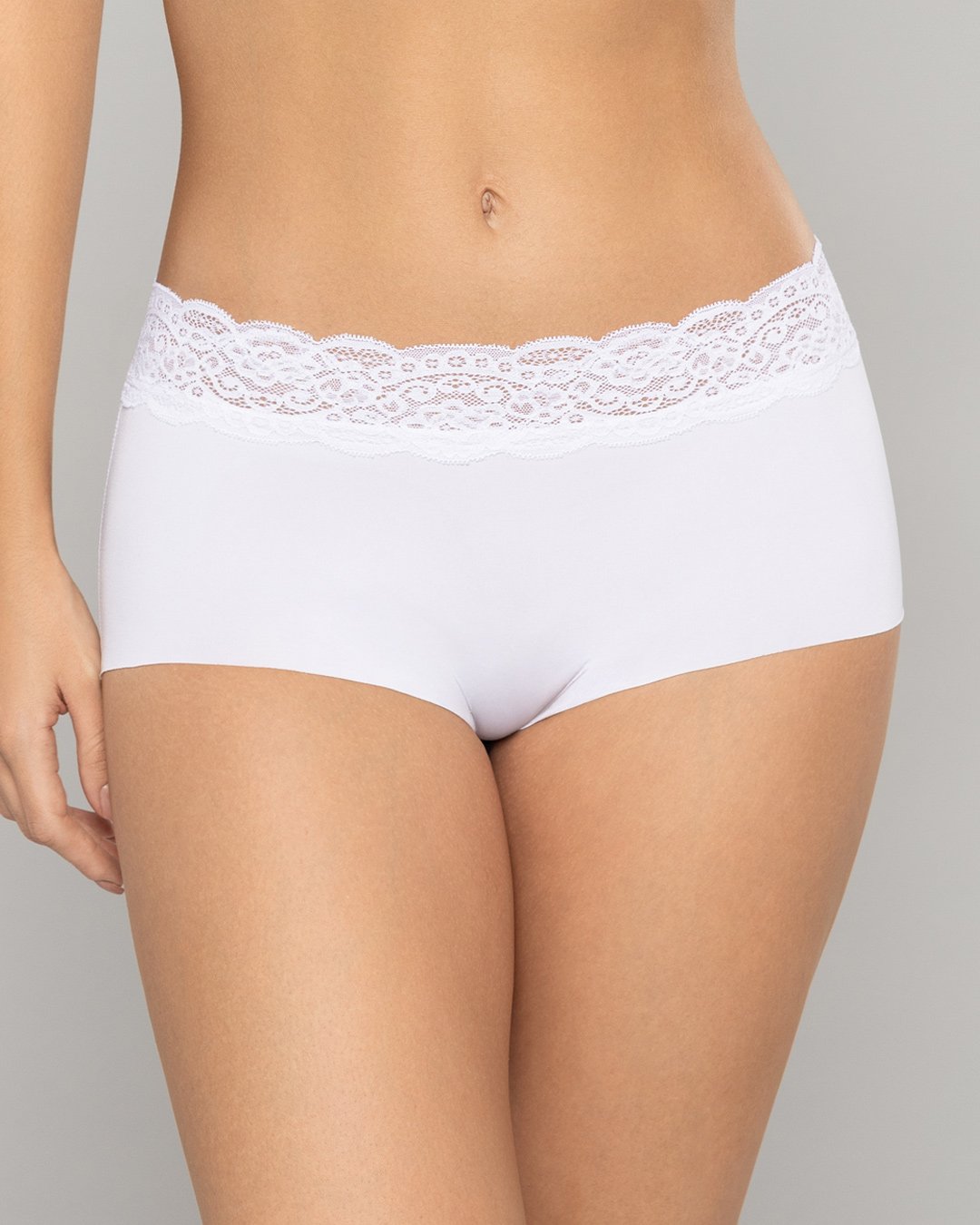 Panty Tiro alto con Encaje y Efecto Levanta Cola en Microfibra Ref. 8070 - Image 7