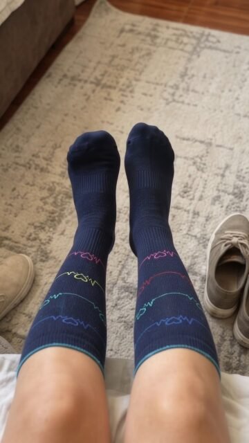 🧦🔥 ¡Las medias de compresión también pueden tener mucho estilo! 😍

En DistriMedias encuentras medias de compresión con diseños únicos, estampados originales y mucha personalidad. 💥 Dale un toque diferente a tu día con medias que se salen de lo convencional.

✨ Diseños que llaman la atención.
🧦 Estilo para quienes buscan algo diferente.
💬 ¿Quieres conocer los diseños disponibles y sus precios?

📲 ¡Escríbenos por mensaje y encuentra tus favoritas! ❤️

#DistriMedias #MediasDeCompresión #MediasConDiseños #MediasEstampadas #MediasOriginales #ModaYEstilo #AccesoriosDeModa